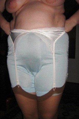 Ретро порно панталоны в три резинки (57 фото)