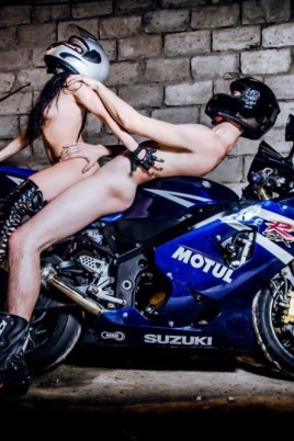 Порно в мотоциклетном шлеме (66 фото)